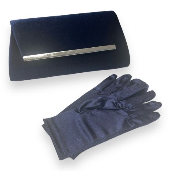 Ladies Navy Velvet evening bag with metal trim and a chain shoulder strap with a matching pair if satin evening Gloves .

We have done the work for you be teaming up this lovely bag with these stretch satin gloves ,perfect for that special occasion .

