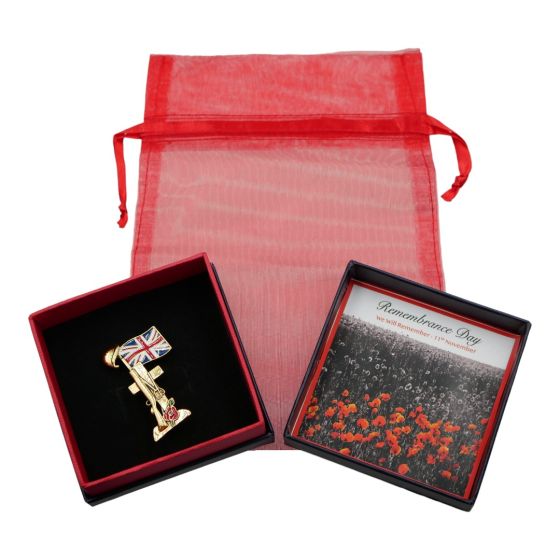 Rhodium or gold colour plated remembrance day brooch with Red, Navy and White enamelling.
Measuring approx. 5cm x 2.8cm
Presented in a Navy and Red card gift box in a Red organza drawstring bag,
Available in a choice of colours.