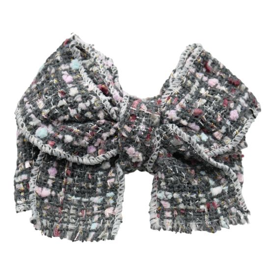 Tweed bow concord.
