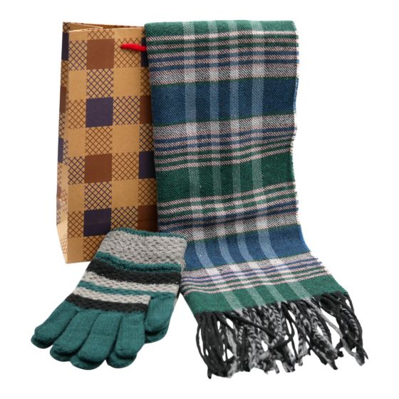 Complete gents gift set includes a tartan design scarf, stretch knitted gloves and a tartan print gift bag.
