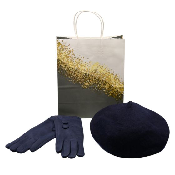 Ladies complete gift set includes,
1 pair of Navy Suedette gloves, 1 ladies Navy beret hat.
Both 1 size fits all.
Presented with a paper gift bag.