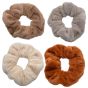 Super soft faux fur scrunchies.
In 4 assorted neutral colours.
Measuring approx. 14cm in diameter.
Pack of 12.