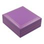 Puple, vintage, leatherette universal box, with white satin and velvet interior.
Measuring approx 8.5cm x 9.3cm x 3.3cm.
Pack of 12.

*Jewellery not included.