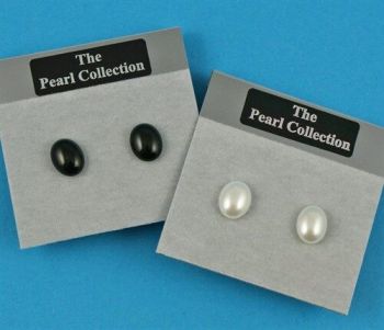 Oval Pearl Studs (35p Each)
