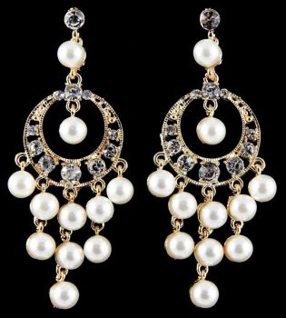 Pearl and Diamante Pierced Drop Earrings (£1.40 per Pair)