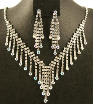 Venetti Diamante Necklace & Pierced Earring Set (£4.50 Each)