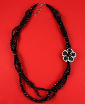 Pearl-Style Bead & Flower Necklace (£2.15 each)