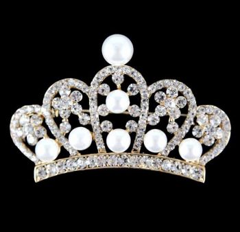 Venetti Diamante & Pearl Crown Brooch (£1.50 Each)