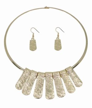 Necklace & Earring Set (£2.50 Each)