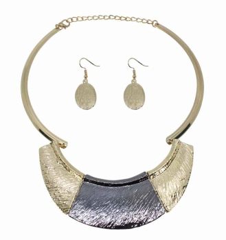 Necklace & Earring Set (£2.50 Each)