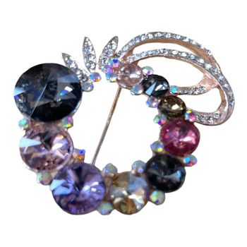 Ladies Rose Gold color  Crystal Plated Wreath Style Brooch (£ 1.40 Each)