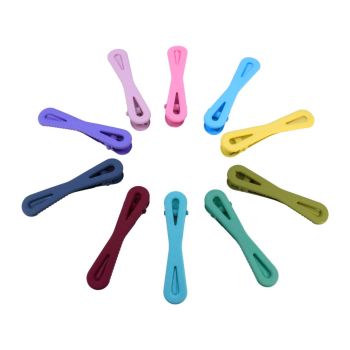 Assorted Enamelled Concord Clips (£0.40 per card)