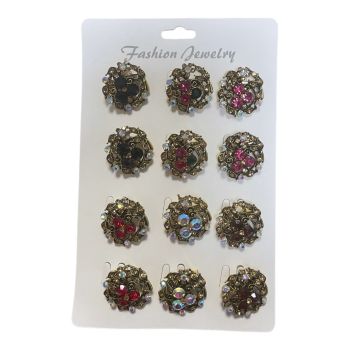 Ladies Antique gold colour plated pretty filagree brooch with a crystal daisy design .

Stones are genuine crystal .

Brooches are assorted on a display card for easy sale in Jet with Ab crystal ,Amethyst /Ab , Ab ,Fuchsia ,Ab and Fuchsia Multi .