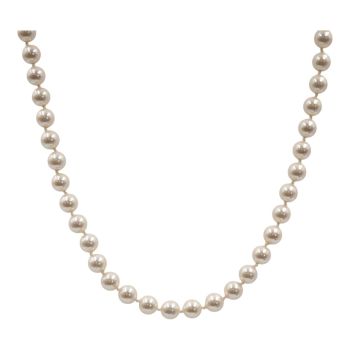 Venetti collection, real shell based pearl necklace.
