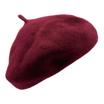 Ladies Winter, soft feel beret hat.
One size fits all, inside size adjustable.
