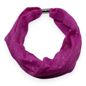 Foil Polka Dot Bright Colour Scarves
Available in Purple, Gree, Orange, Magenta and Teal.
Each scarf presented on a display card.

Size approx 60 cm in circumferences.
Sold as a pack of 3 per colour or 5 assorted colour.