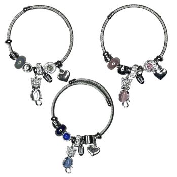 ladies Rhodium plated Cat adjustable charm bangle with assorted glass beads and crystal stones .

Available in  Royal Blue ,Grey And Baby Pink .

Sold as a pack  of 3 per colour or 3 assorted .

One size fits all .